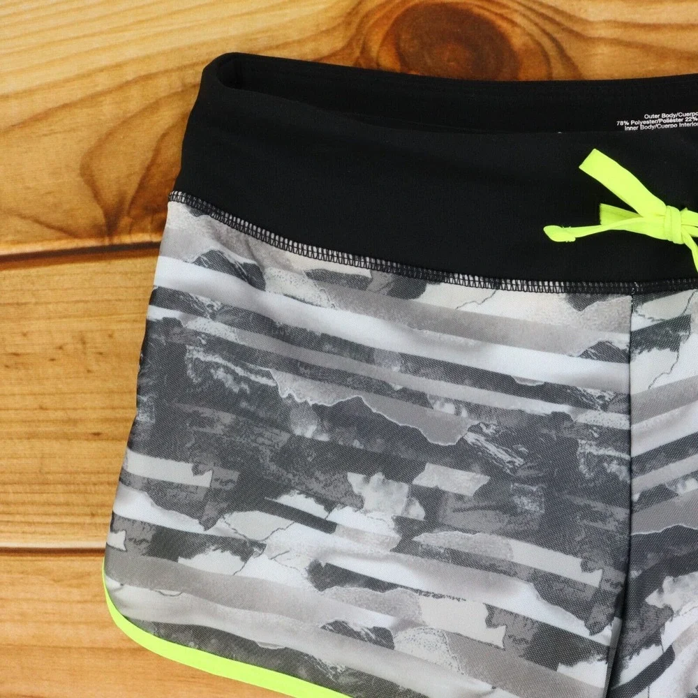 Avia Athletic Shorts‎ Womens Size M Multicolor Striped Stretch Lined Drawstring